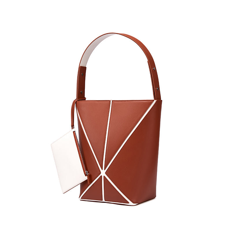 Bucket Medium Shoulder Bag - Umber/White