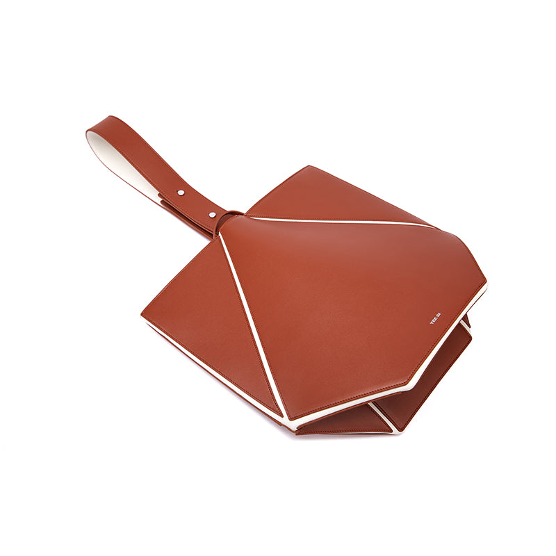 Bucket Medium Shoulder Bag - Umber/White