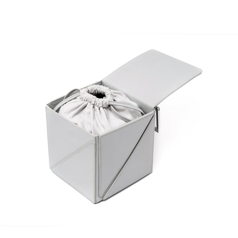 YEE SI Cube Classic Handbag - Gray 3