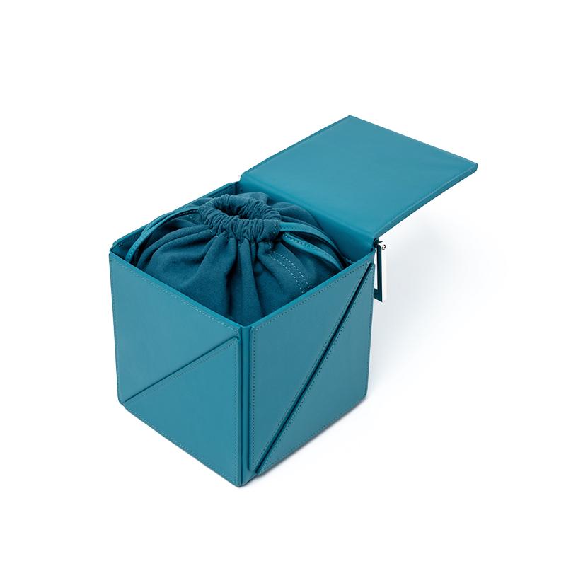 YEE SI Cube Classic Handbag - Blue 3