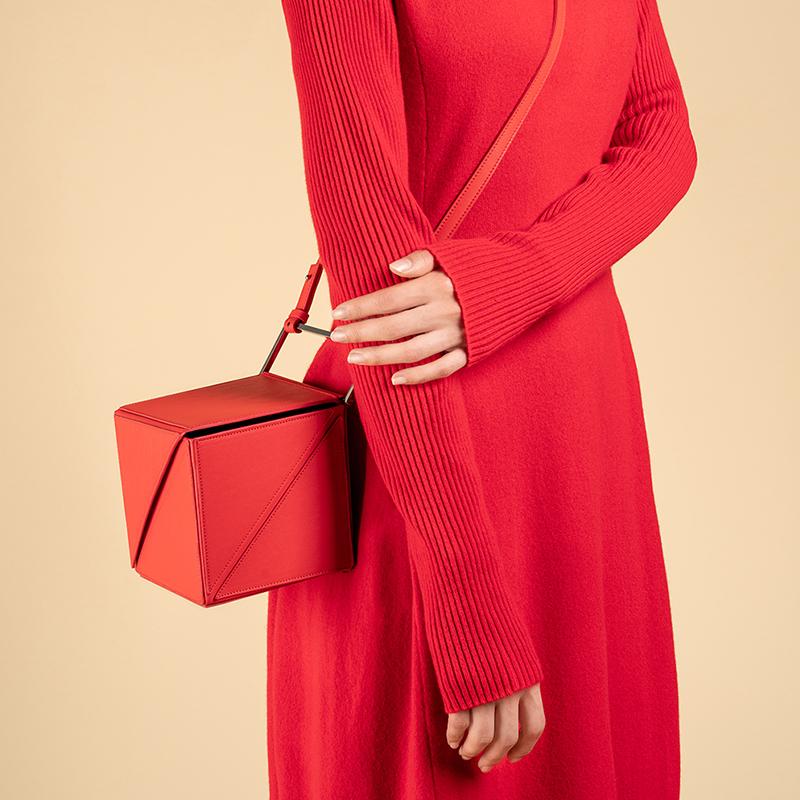 YEE SI Cube Classic Handbag - Red 6